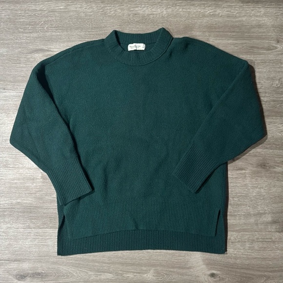 Abercrombie & Fitch Soft A&F Collection Crewneck Sweater - Picture 1 of 9